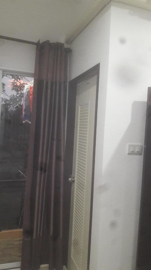 Chom Chan Guesthouse & Hostel 치앙마이 외부 사진